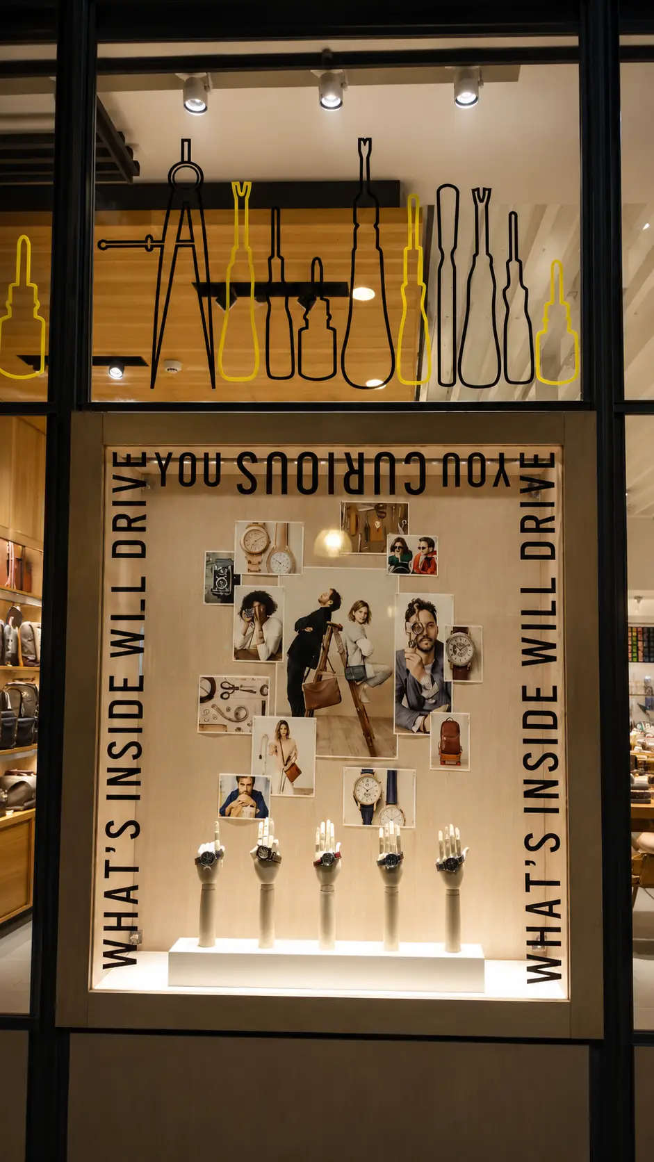 Fossil_Retail_Shop front3