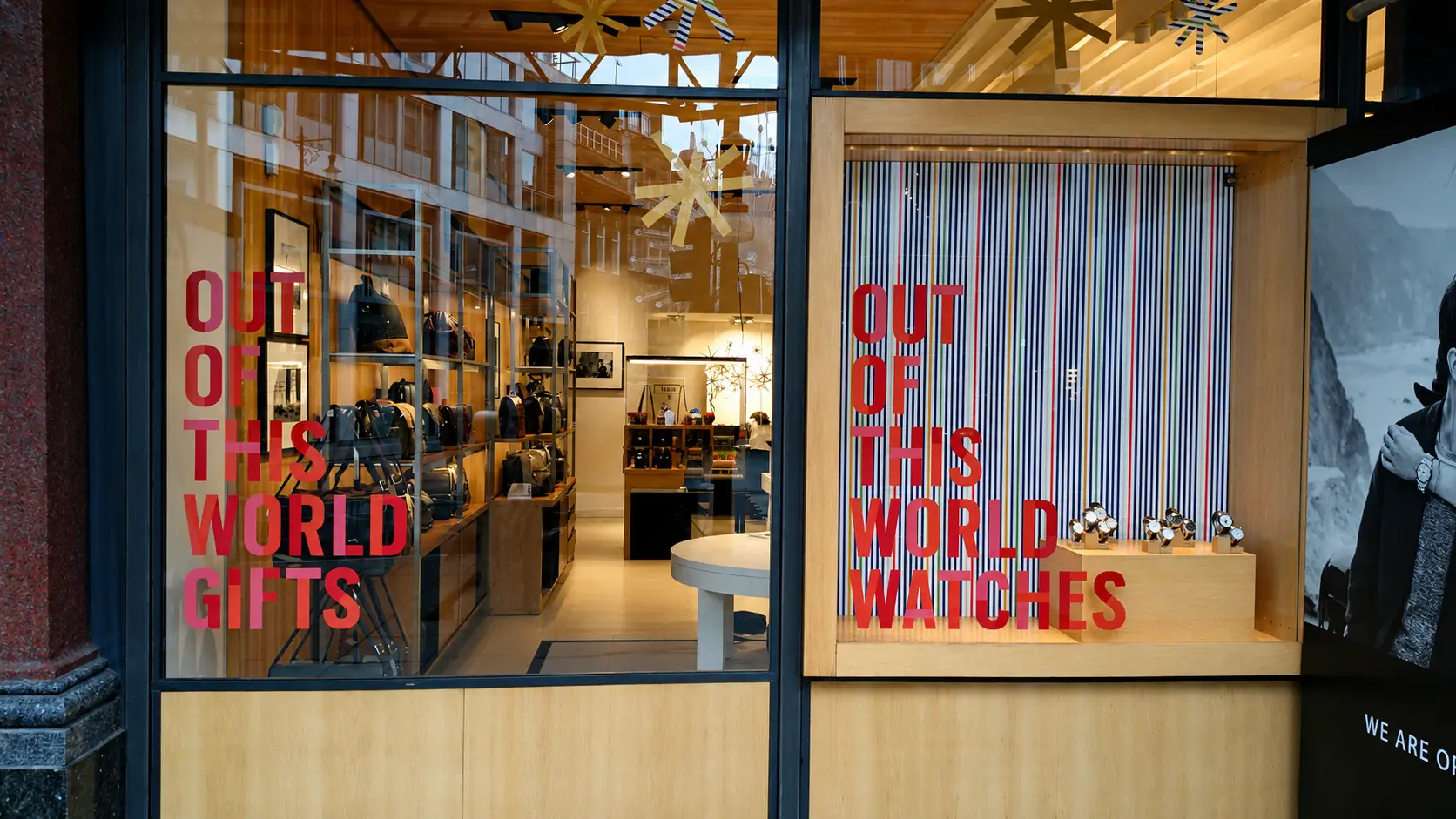 Fossil_retail_windowgraphic5