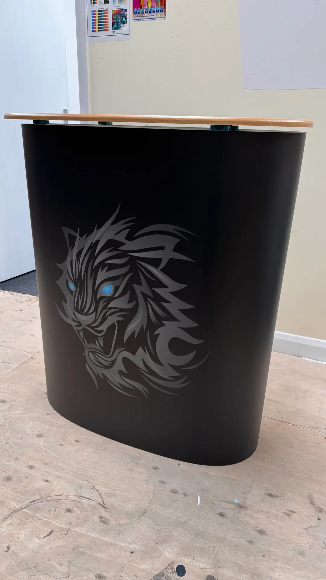 Pop up counter graphics. LTS