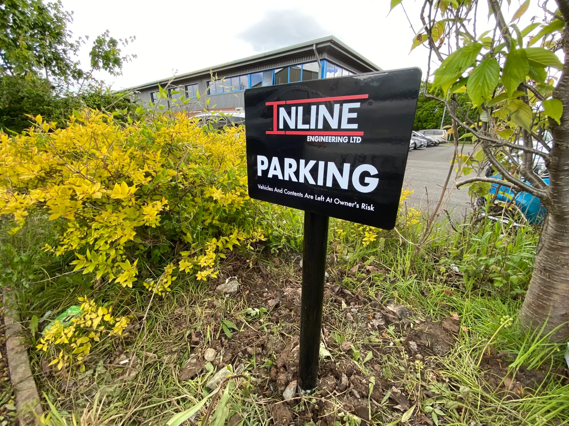 Solid Aluminium Panel and Post Sign