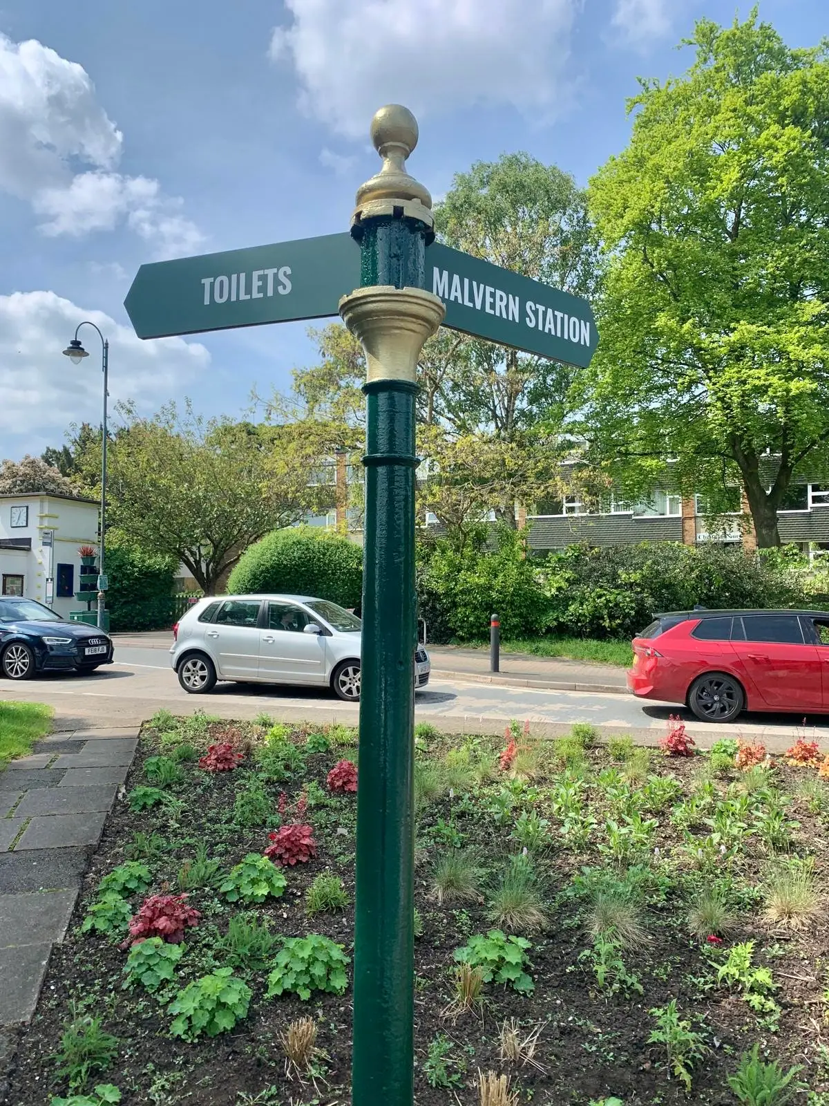 MHDC fingerpost sign